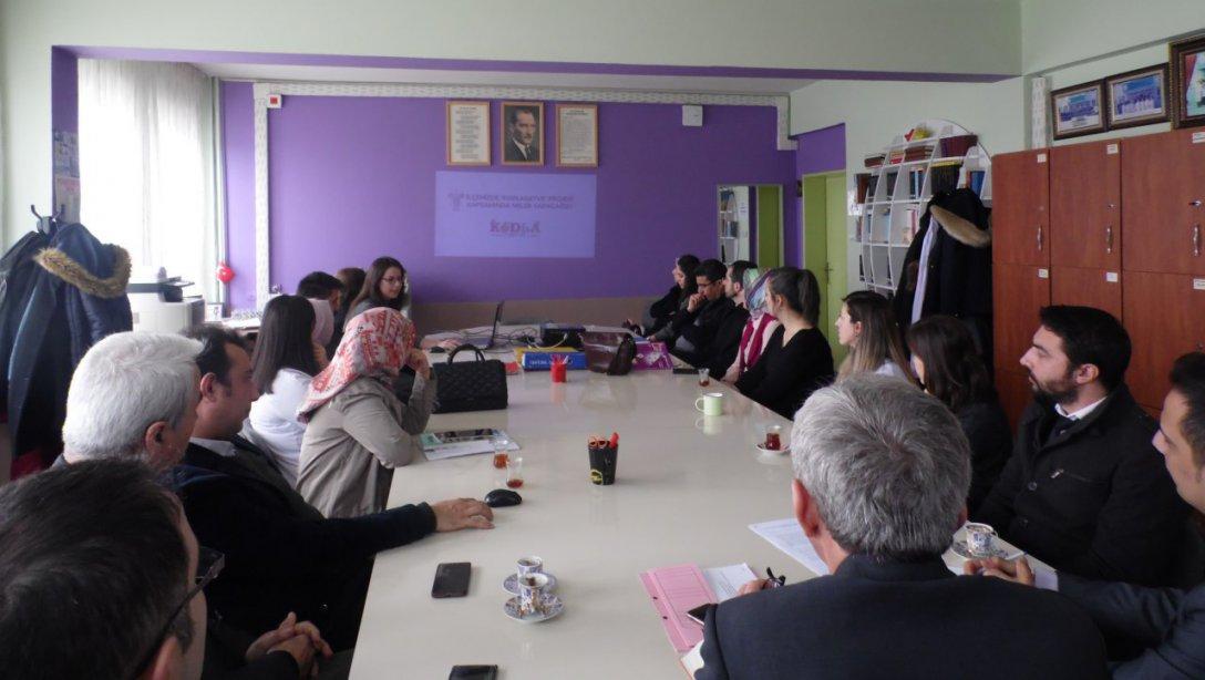 "Kodla Geyve" Projesi Kapsamında Osmangazi Ortaokulu Öğretmenlerine Bilgilendirme Toplantısı Yapıldı